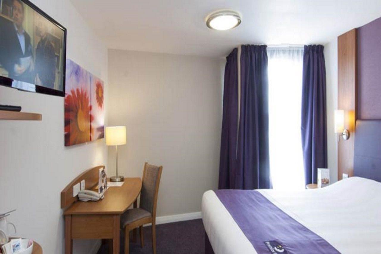 Premier Inn 루겔레이 외부 사진